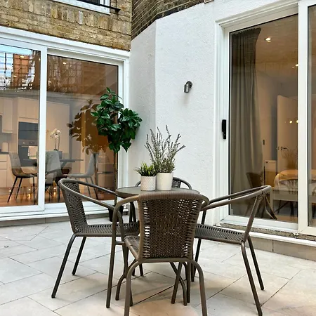 The Cadogan Suite By Harrods London Exterior photo